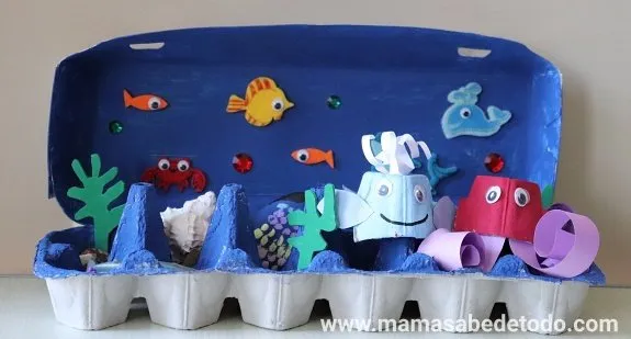 Manualidades oceano con carton de huevos