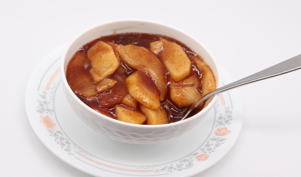 Instant-Pot-Apples-and-Cinnamon