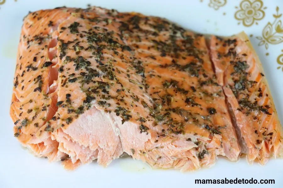 Salmón-al-horno-receta-fácil